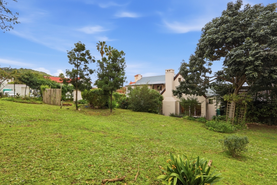 4 Bedroom Property for Sale in Knysna Central Western Cape